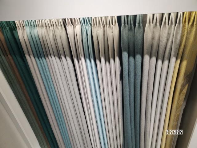家里窗帘如何选择？避开3个坑，家装档次拉满，新手抄作业不翻车